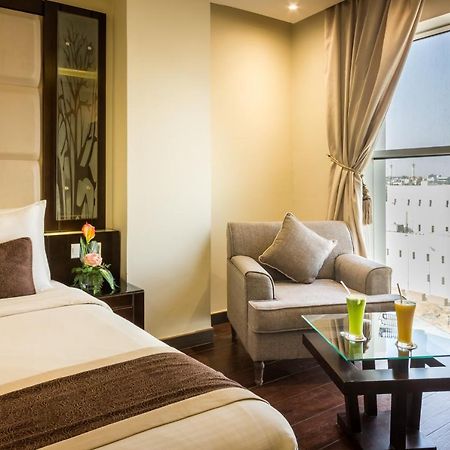 Al Muhaidb Gharnata - Al Malaz Riadh Exterior foto
